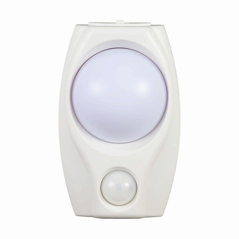 朝日電器（ELPA）　LEDセンサー付ライト コンセント差込タイプ　ホワイト　【品番：PM-L200（W）】