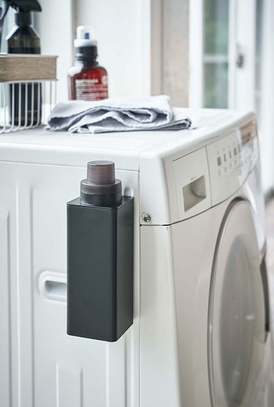 山崎実業 マグネット詰め替え用ランドリーボトル タワー ブラック 4903208048538 【品番：04853】