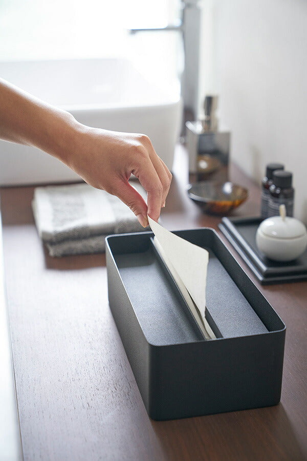 山崎実業 蓋付きペーパータオルケース タワー ブラック 4903208047623 【品番：04762】●