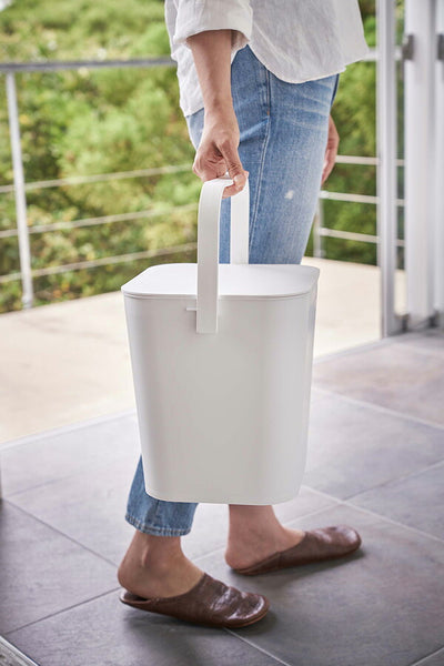 山崎実業 フタ付バケツ タワー 12L ホワイト 4903208042086 【品番：04208】●