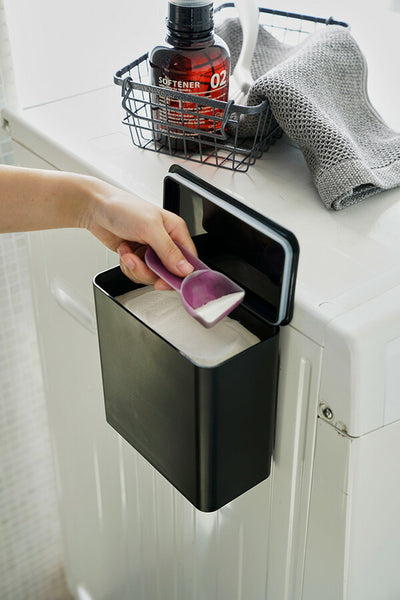 山崎実業 マグネット洗濯洗剤ボールストッカー タワー ブラック 4903208042673 【品番：04267】
