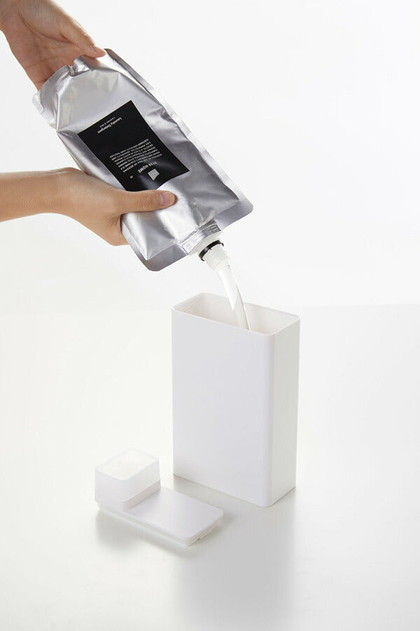山崎実業 詰め替え用ランドリーボトル タワー ホワイト 4903208035873 【品番：03587】