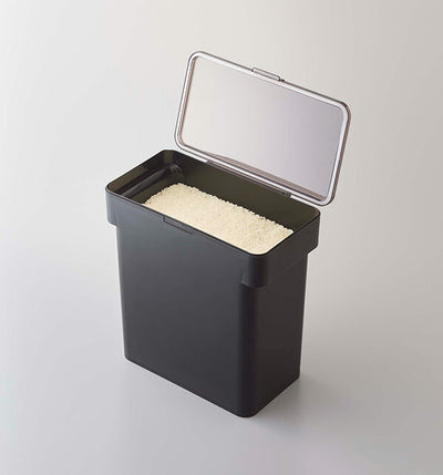 山崎実業 密閉 袋ごと米びつ タワー 5kg 計量カップ付 BK 4903208033763 【品番：03376】