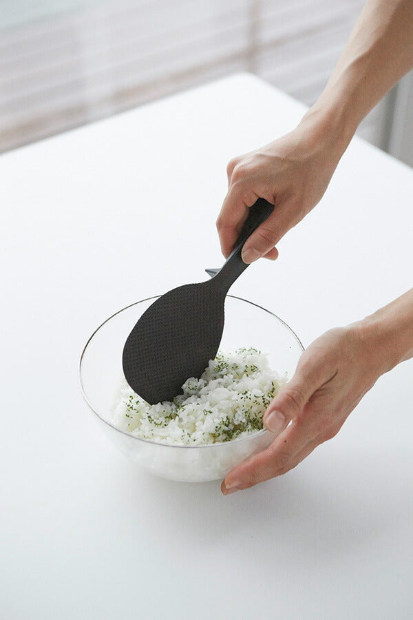 山崎実業 立って置ける しゃもじ タワー ブラック 4903208028721 【品番：02872】