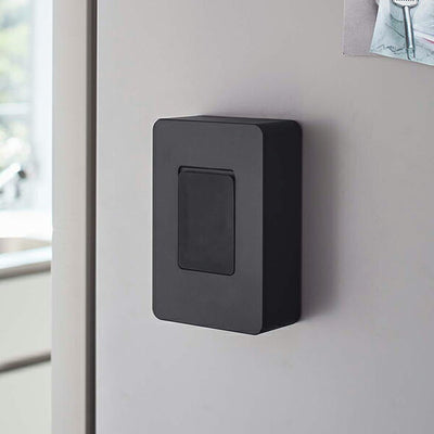 山崎実業 マグネットウェットシートホルダー タワー ブラック 4903208053150 【品番：05315】●