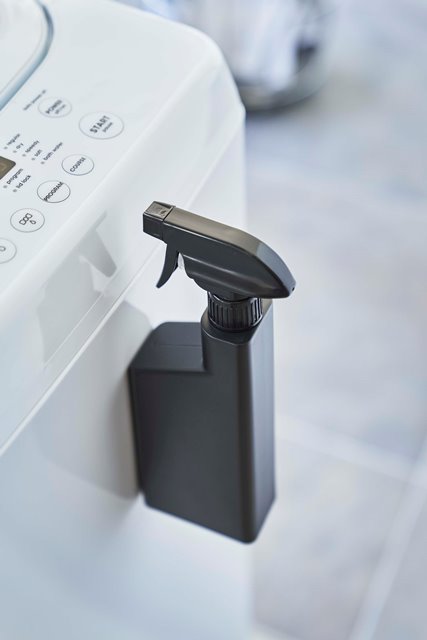 山崎実業　マグネットスプレーボトル タワー　ブラック　【品番：05381】