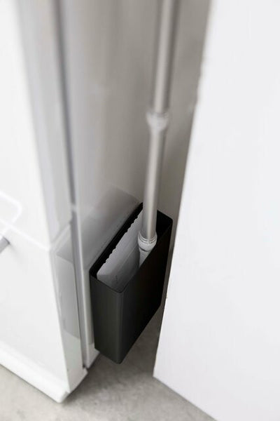 山崎実業　マグネットフローリングワイパースタンド タワー　ブラック　【品番：05388】