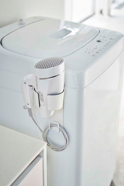 山崎実業　マグネットドライヤーホルダー タワー　ホワイト　【品番：05391】