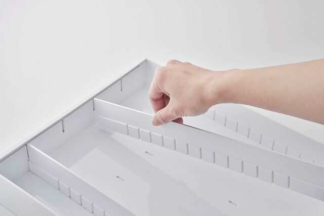 山崎実業　立体横伸縮カトラリーケース タワー　ホワイト　【品番：05415】