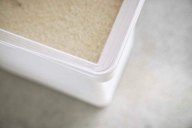 山崎実業　密閉米びつ タワー 20kg 計量カップ付　ホワイト　【品番：05425】