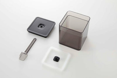 山崎実業　スプーン付き バルブ付き密閉保存容器 タワー　ブラック　【品番：05466】