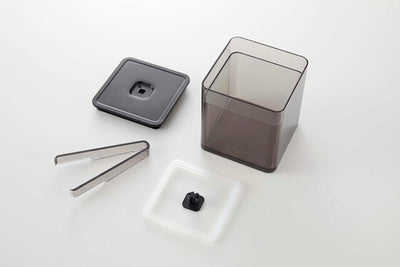 山崎実業　トング付き バルブ付き密閉保存容器 タワー　ブラック　【品番：05468】