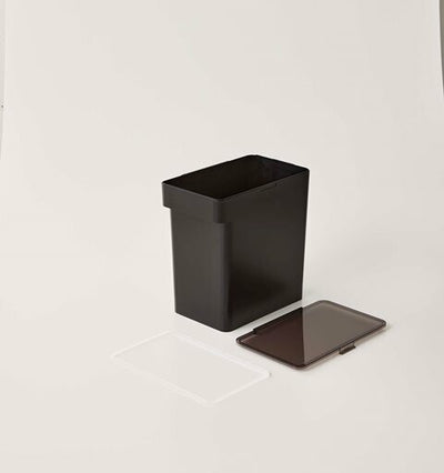 山崎実業　密閉ペットフードストッカー タワー 6.5kg 計量カップ付　ブラック　【品番：05616】