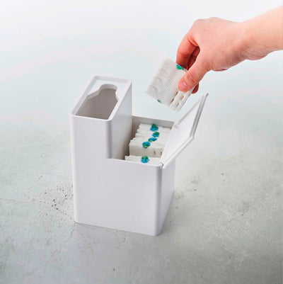 山崎実業 替えブラシ収納付き流せるトイレブラシスタンド タワー ホワイト 4903208057226 【品番：05722】