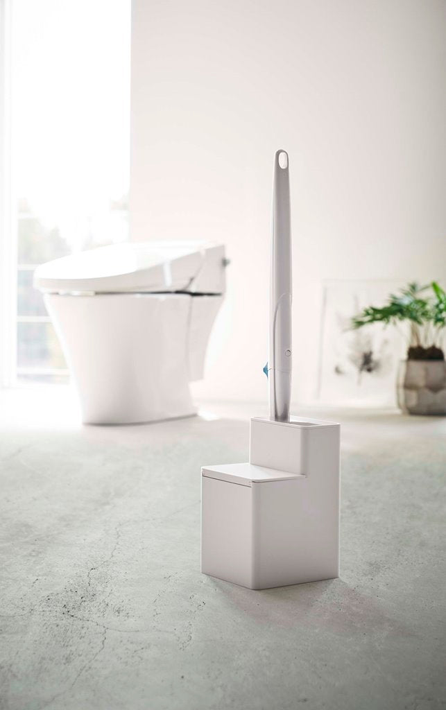 山崎実業 替えブラシ収納付き流せるトイレブラシスタンド タワー ホワイト 4903208057226 【品番：05722】