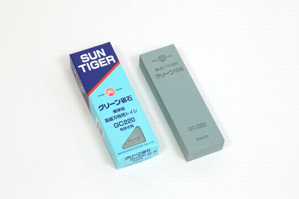 松永トイシ　金剛砥石　グリーン砥石 朝日虎印 GC220 刃物用 小　【品番：4963188122901】